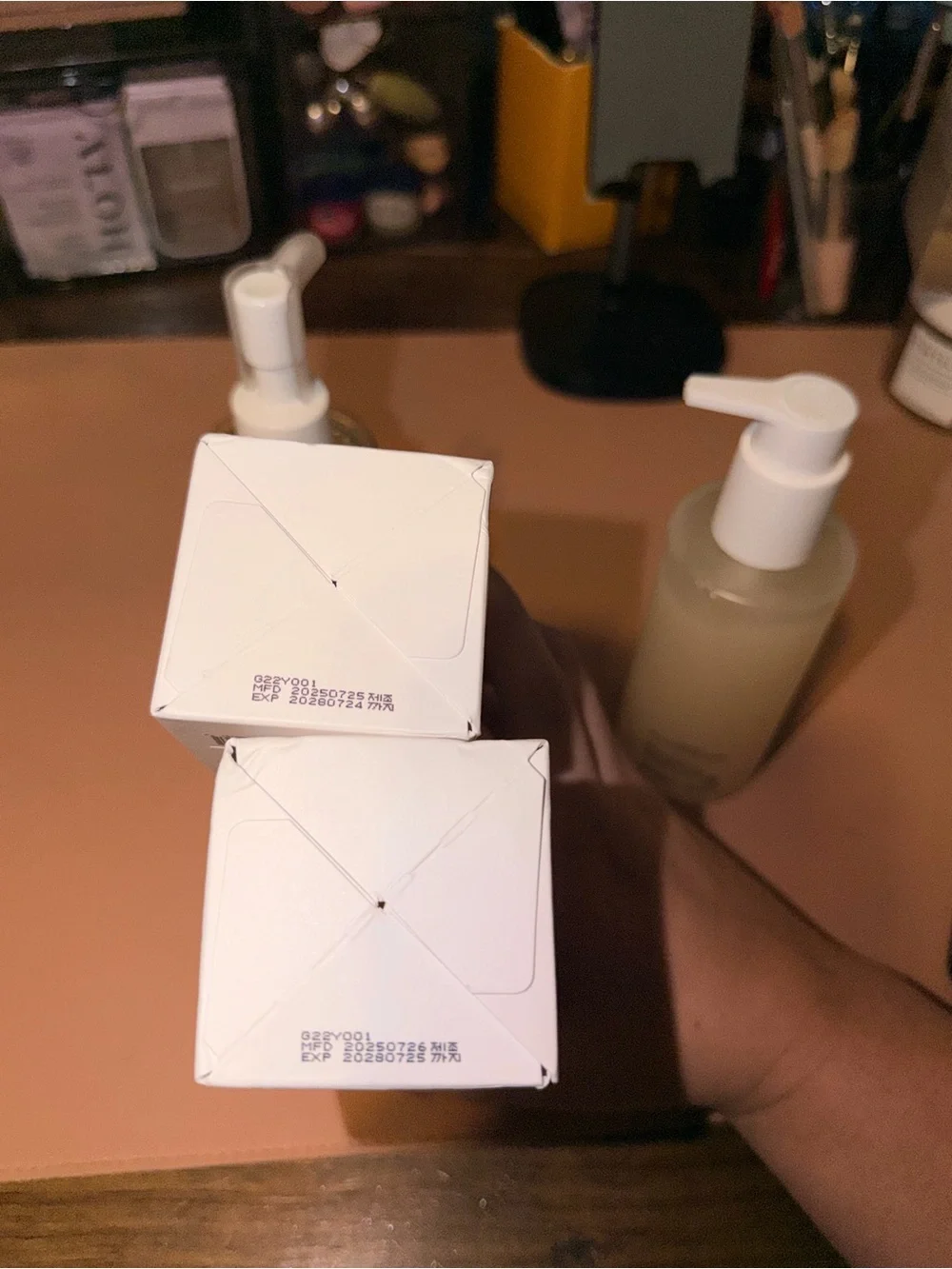 2 items: Starlike Black Pore Cleansing Oil & Starlike White Pore Gel Cleanser